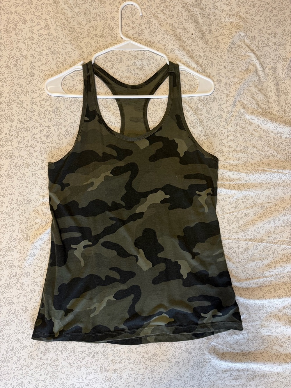 Old Navy Women's Camo Racerback Tank